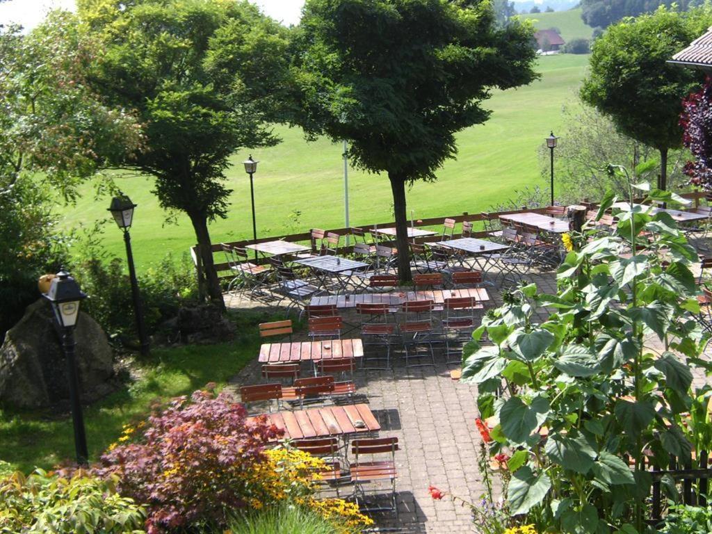 Gasthof Gruener Baum "Kongo" Amtzell Exteriör bild