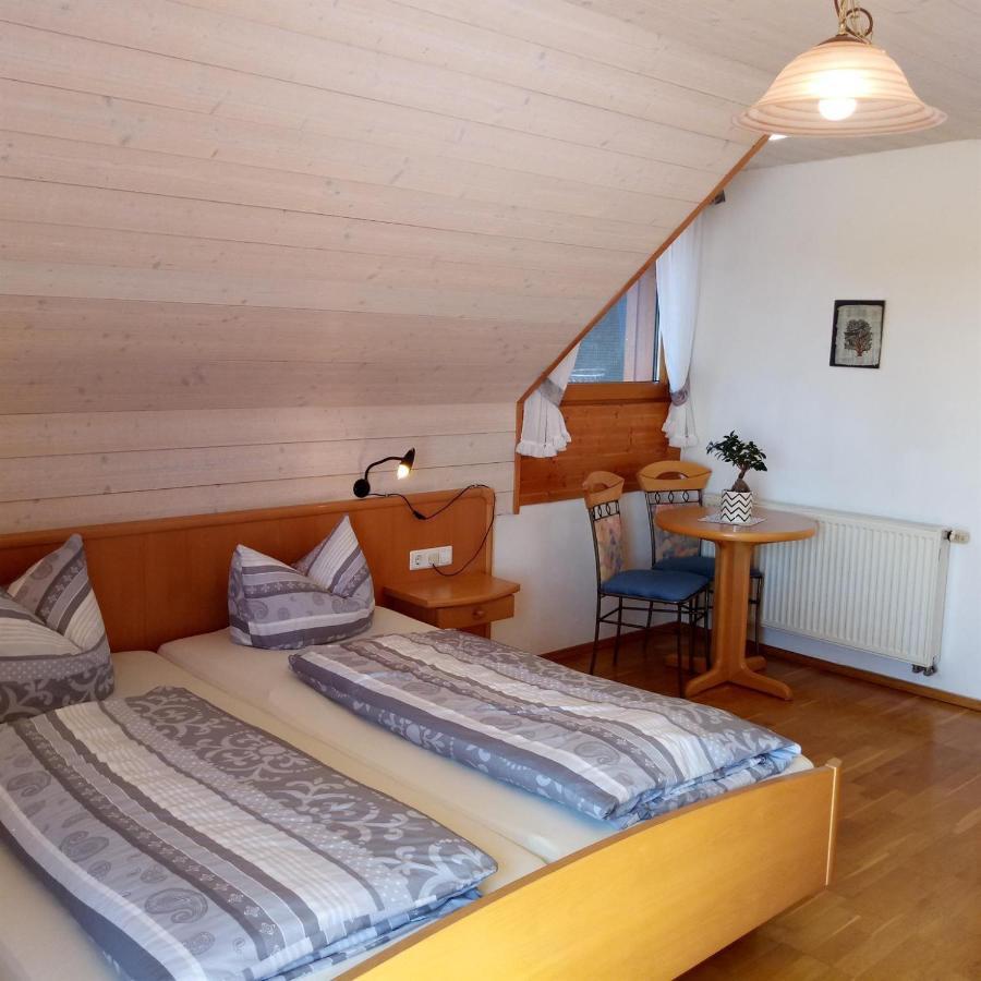 Gasthof Gruener Baum "Kongo" Amtzell Rum bild
